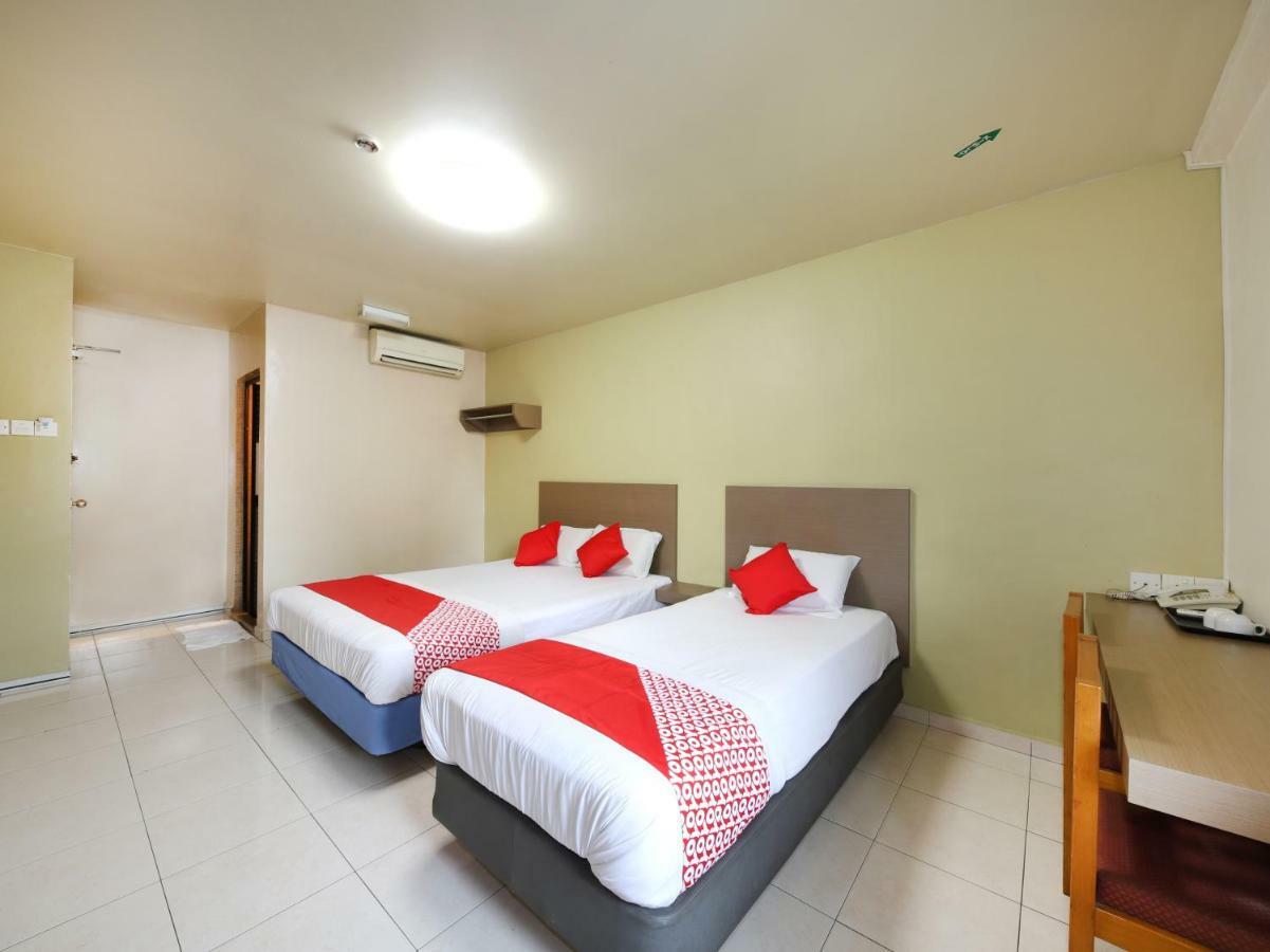 Oyo 434 Marbella Hotel Johor Bahru Exteriör bild