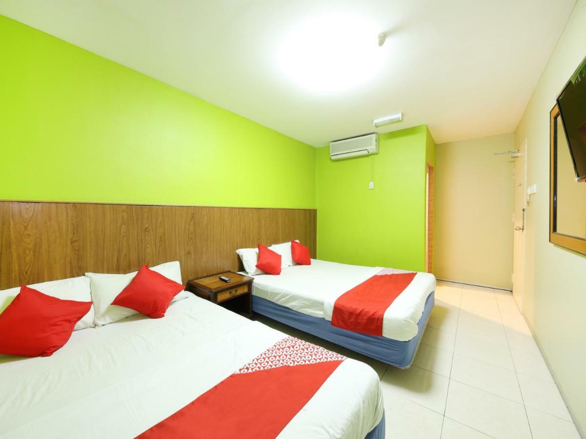 Oyo 434 Marbella Hotel Johor Bahru Exteriör bild